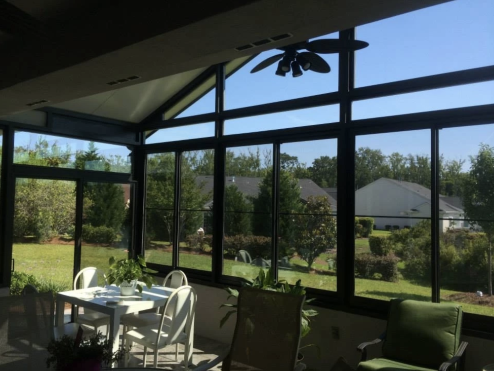 Three Reasons to Install a Sunroom Before Winter