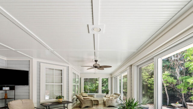 Sunroom with expansive doors