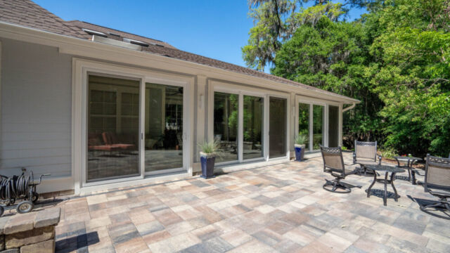 Sunroom with expansive doors